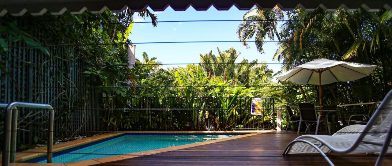 Port Douglas Cottage & Lodge Exterior photo