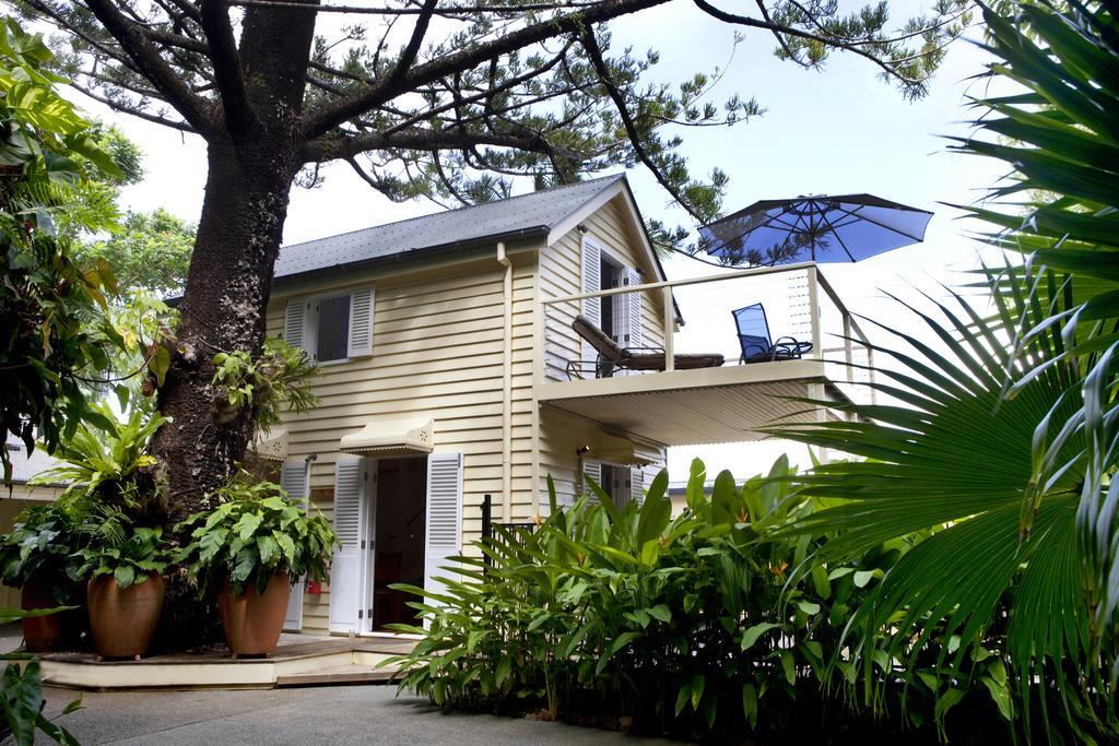Port Douglas Cottage & Lodge Room photo