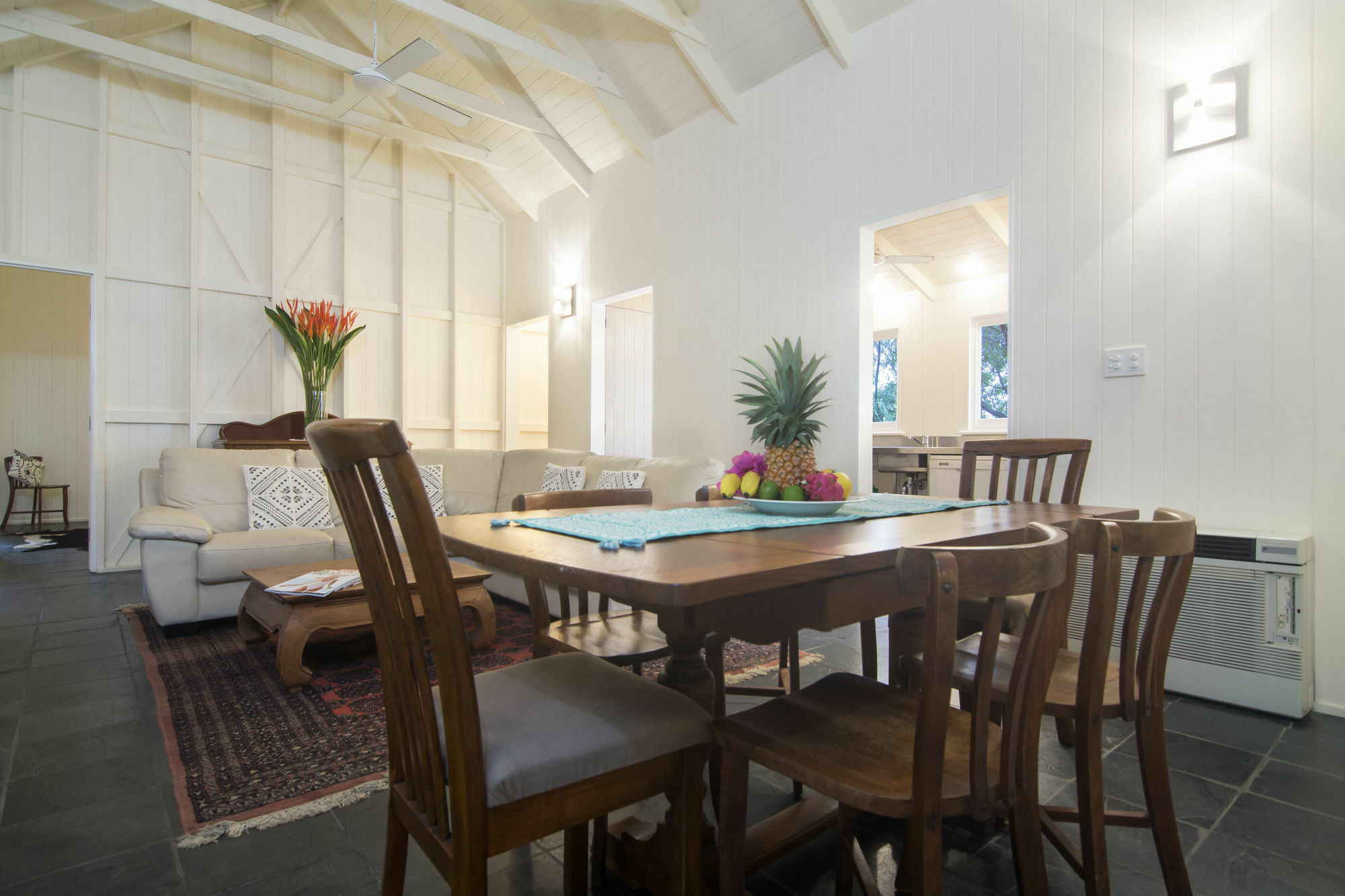 Port Douglas Cottage & Lodge Exterior photo